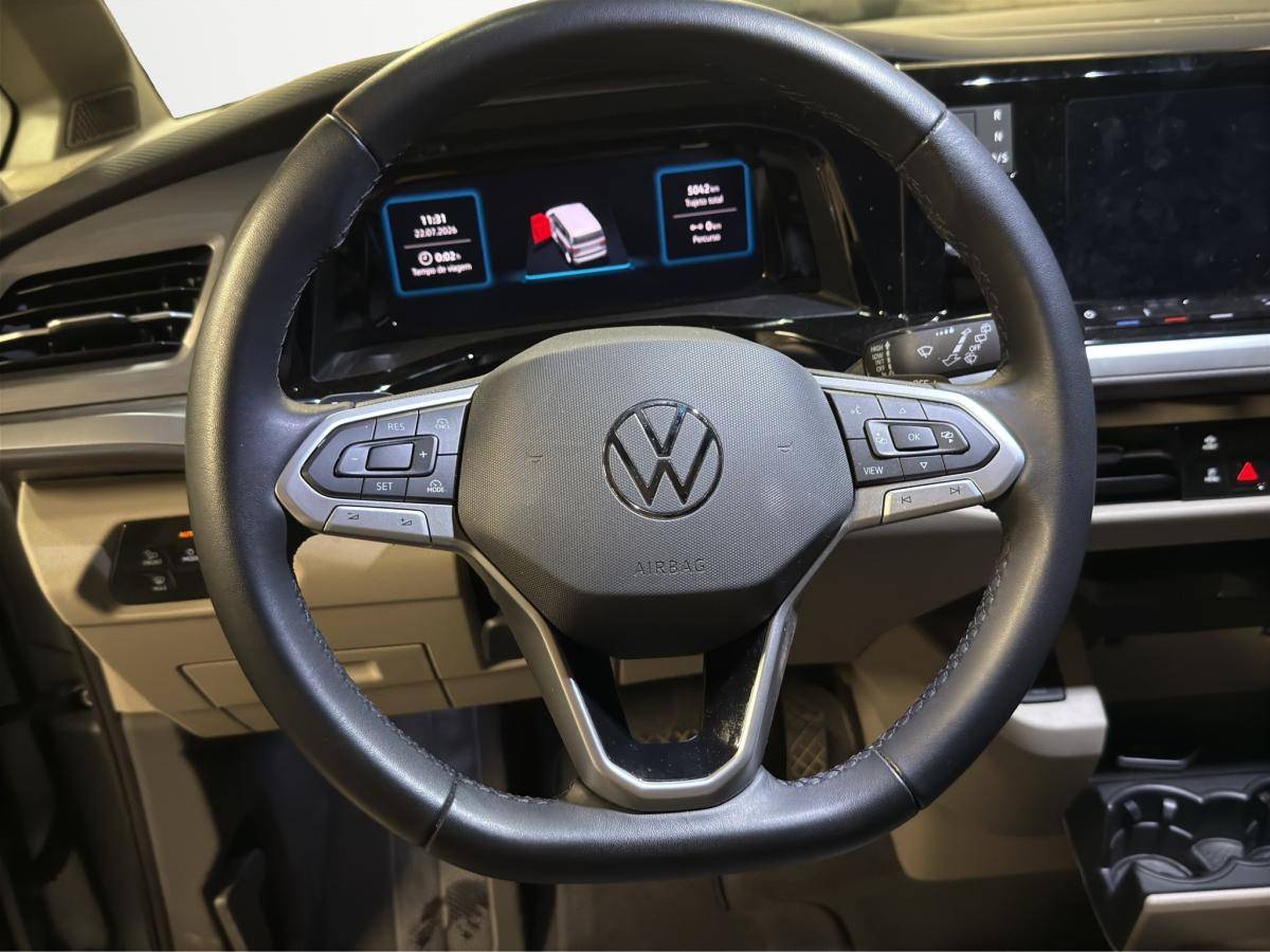 volkswagen-multivan-2025-hibrido-a-gasolina-1498cc