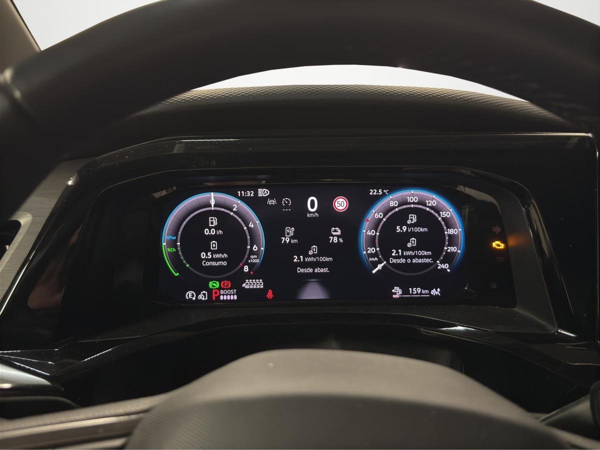 volkswagen-multivan-2025-hibrido-a-gasolina-1498cc