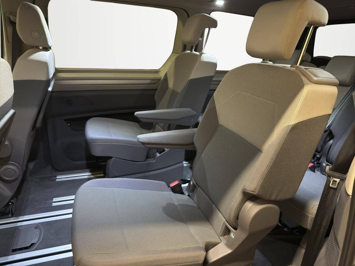 volkswagen-multivan-2025-hibrido-a-gasolina-1498cc