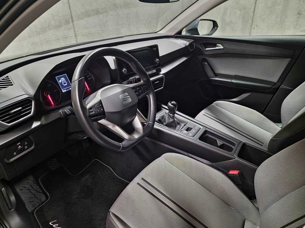 seat-leon-2023-diesel-1968cc