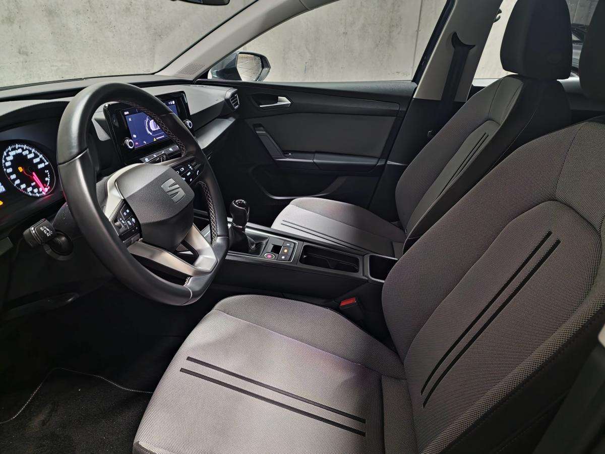 seat-leon-2023-diesel-1968cc