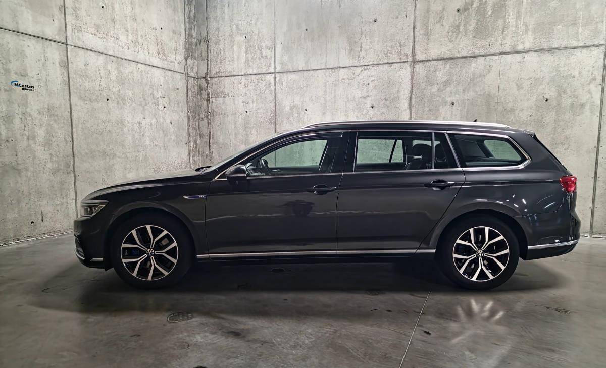 volkswagen-passat-variant-2023-hibrido-a-gasolina-1395cc