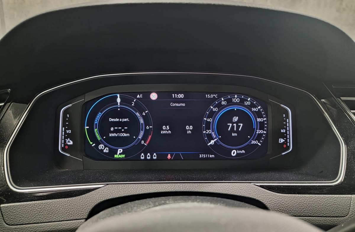 volkswagen-passat-variant-2023-hibrido-a-gasolina-1395cc