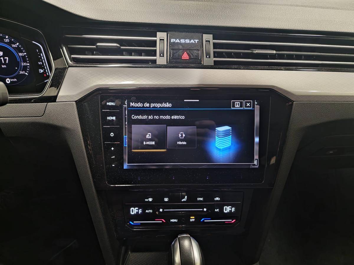 volkswagen-passat-variant-2023-hibrido-a-gasolina-1395cc