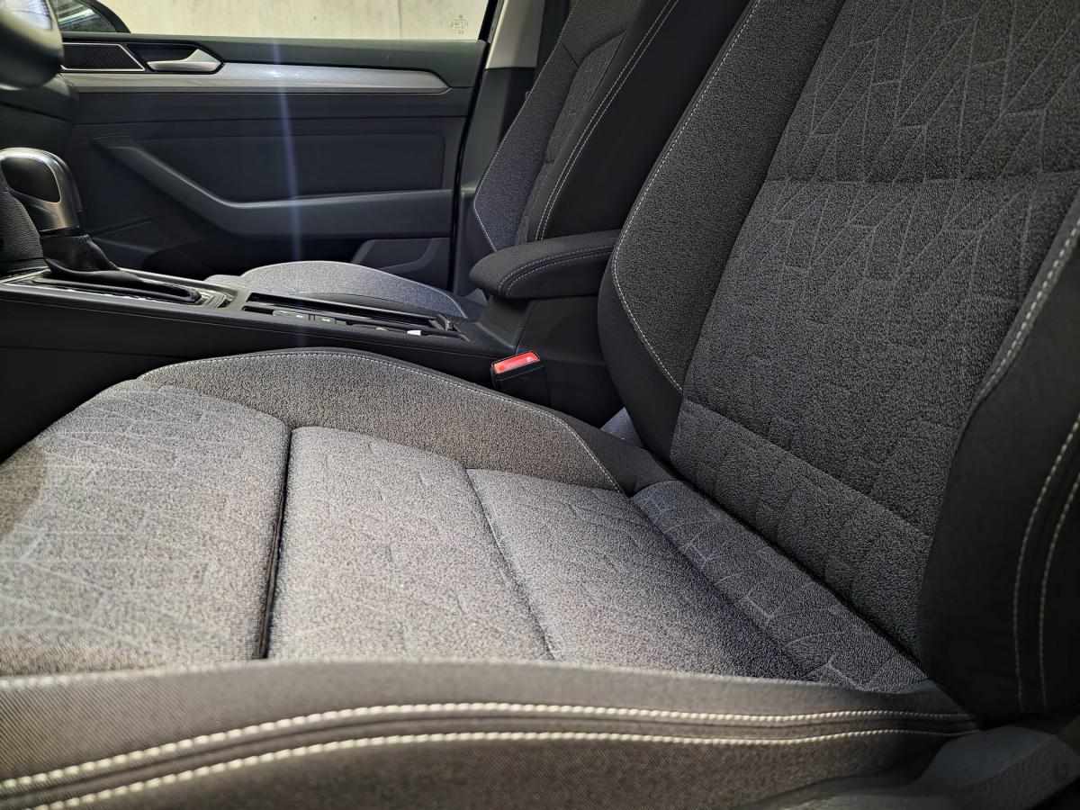 volkswagen-passat-variant-2023-hibrido-a-gasolina-1395cc