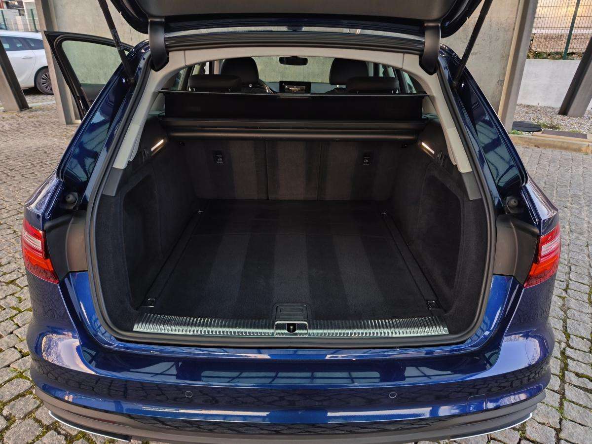audi-a4-avant-2022-diesel-1968cc