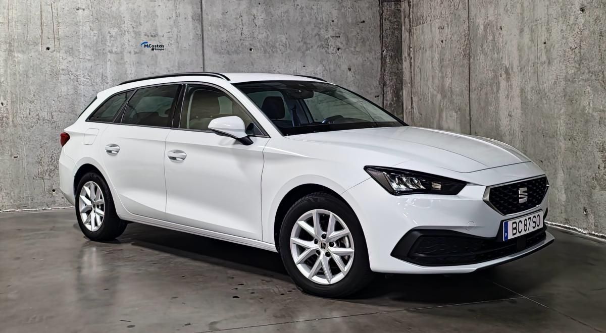 seat-leon-st-2023-gasolina-999cc