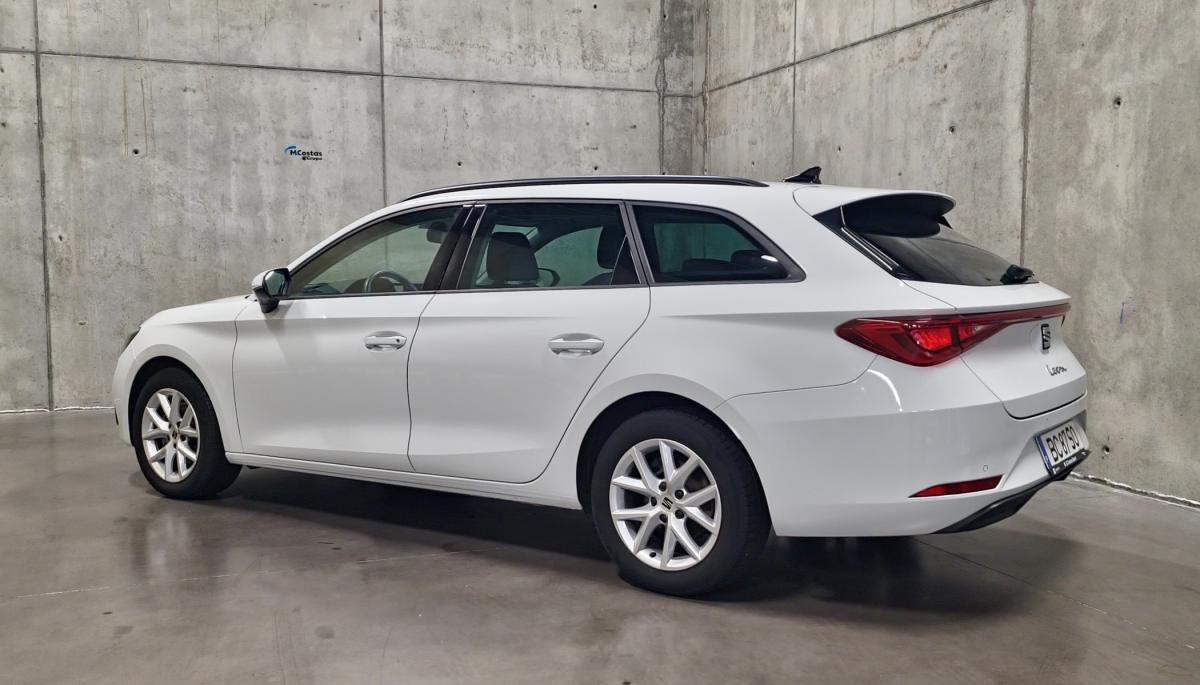 seat-leon-st-2023-gasolina-999cc