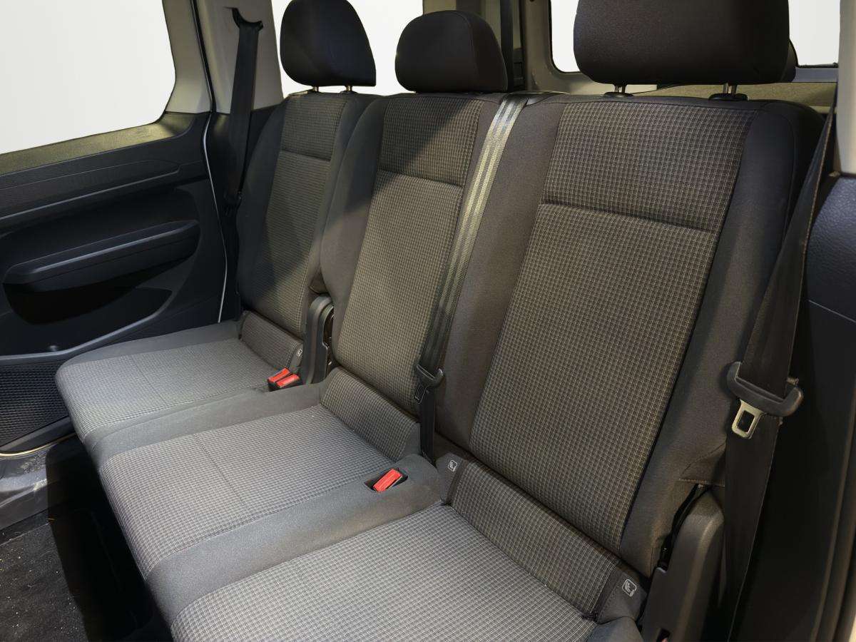 volkswagen-caddy-2024-diesel-1968cc
