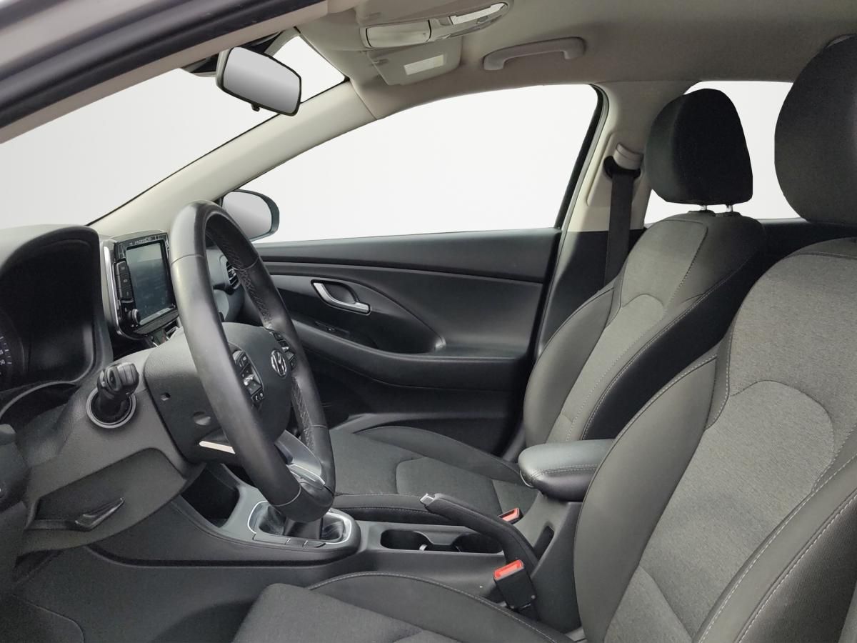 hyundai-i30-sw-2021-diesel-1598cc