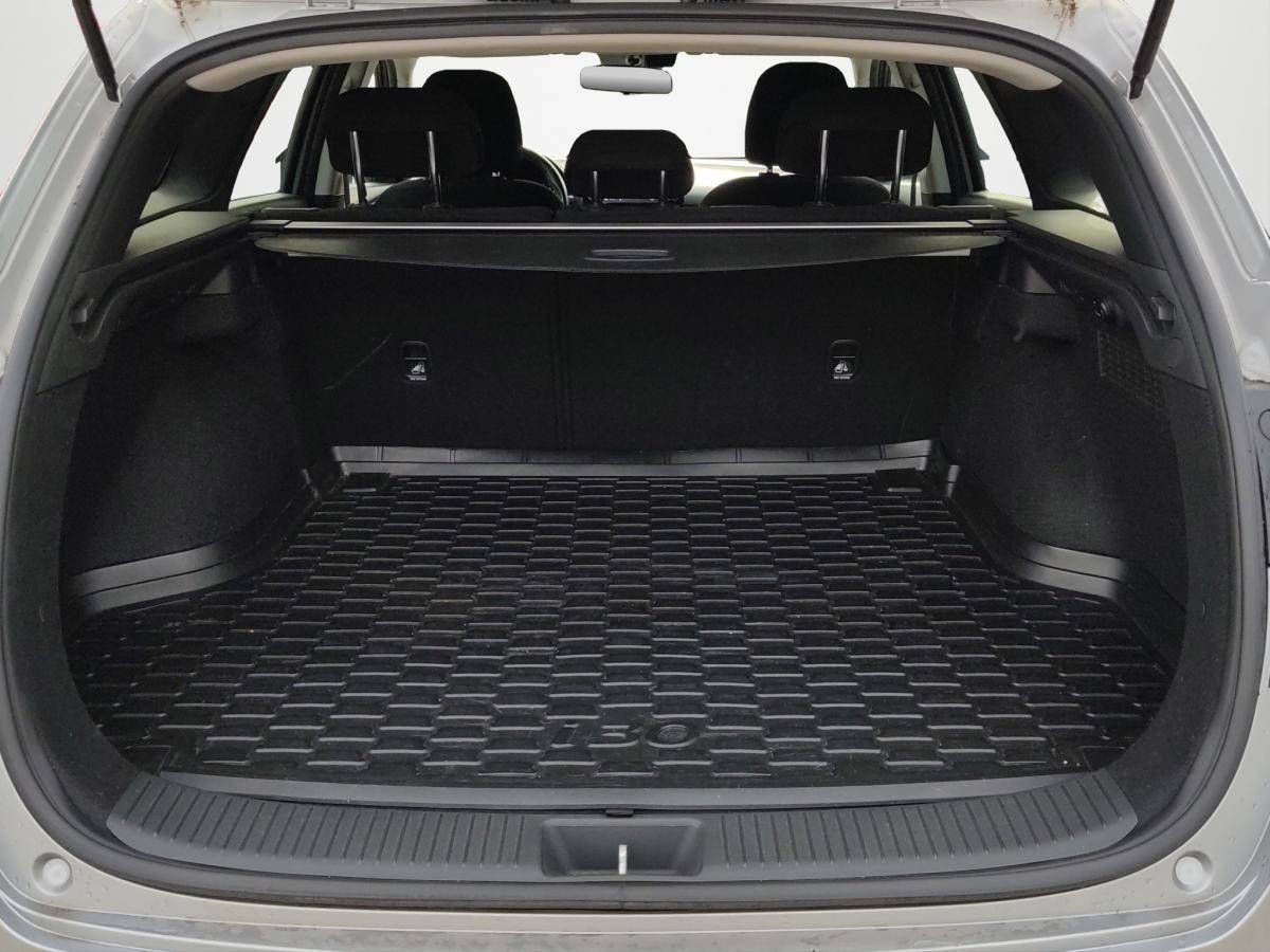 hyundai-i30-sw-2021-diesel-1598cc