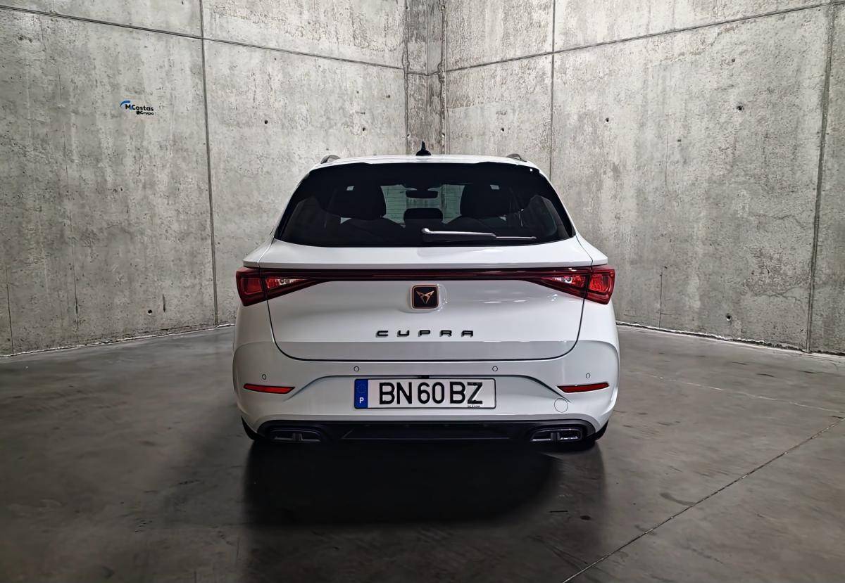 cupra-leon-sportstourer-2024-diesel-1968cc