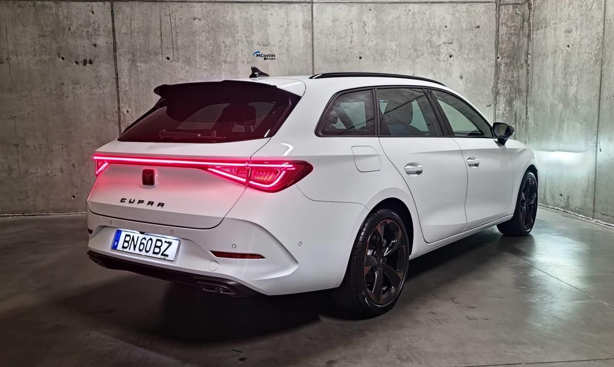 cupra-leon-sportstourer-2024-diesel-1968cc