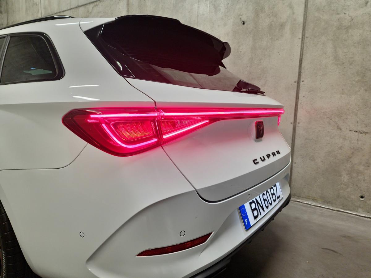 cupra-leon-sportstourer-2024-diesel-1968cc