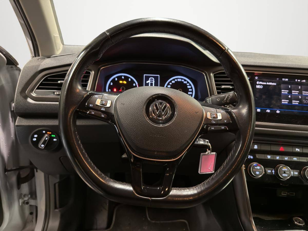 volkswagen-t-roc-2017-gasolina-999cc