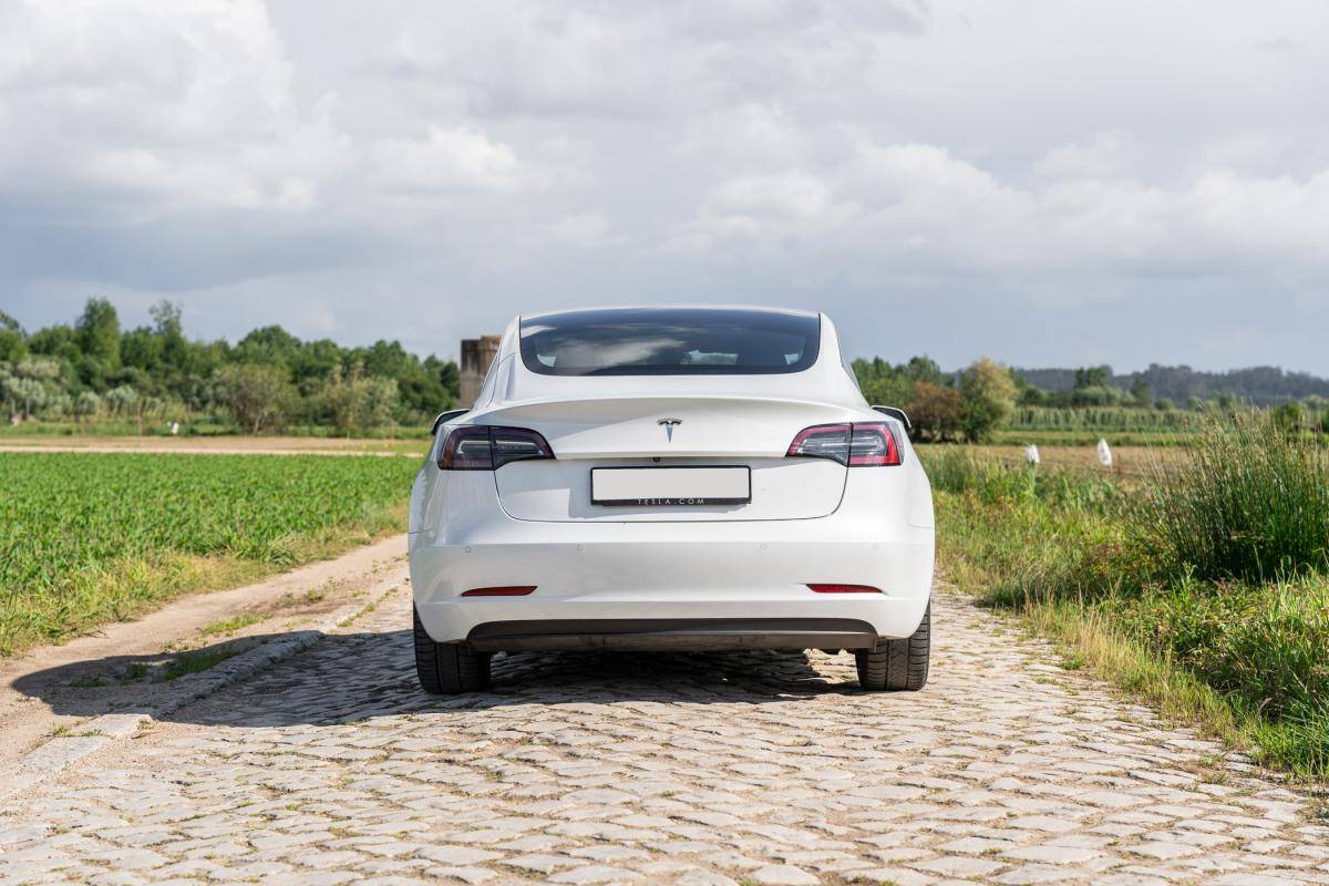 tesla-model-3-2022-eletrico-0cc