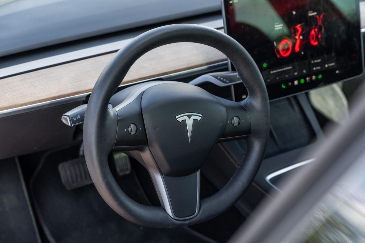 tesla-model-3-2022-eletrico-0cc