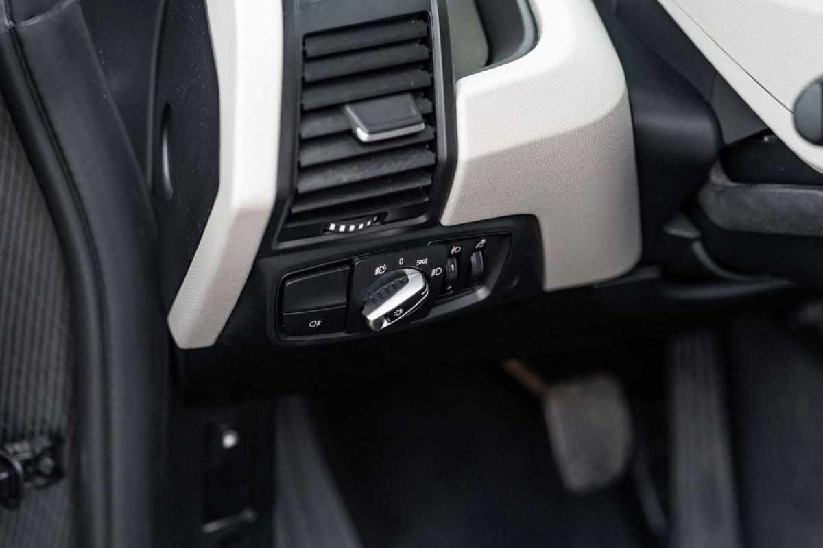 bmw-i3-2014-eletrico-500cc