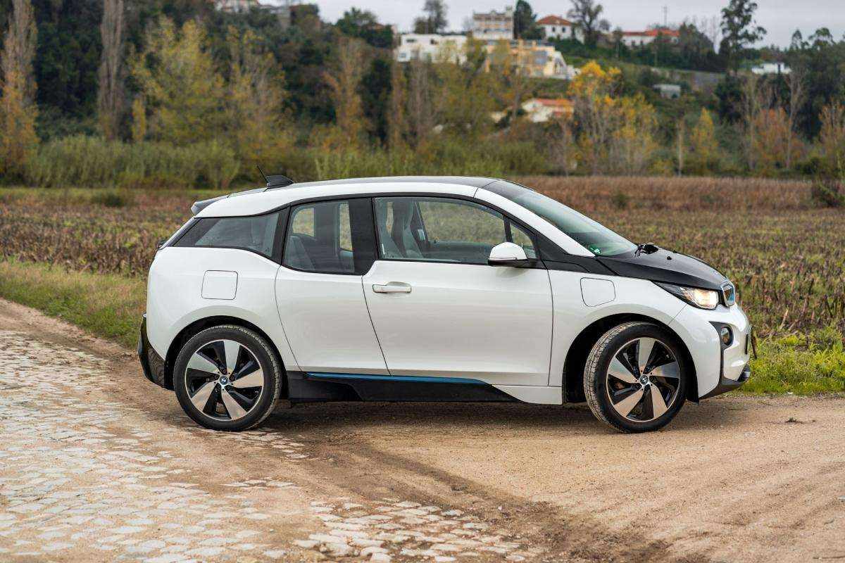 bmw-i3-2014-eletrico-500cc