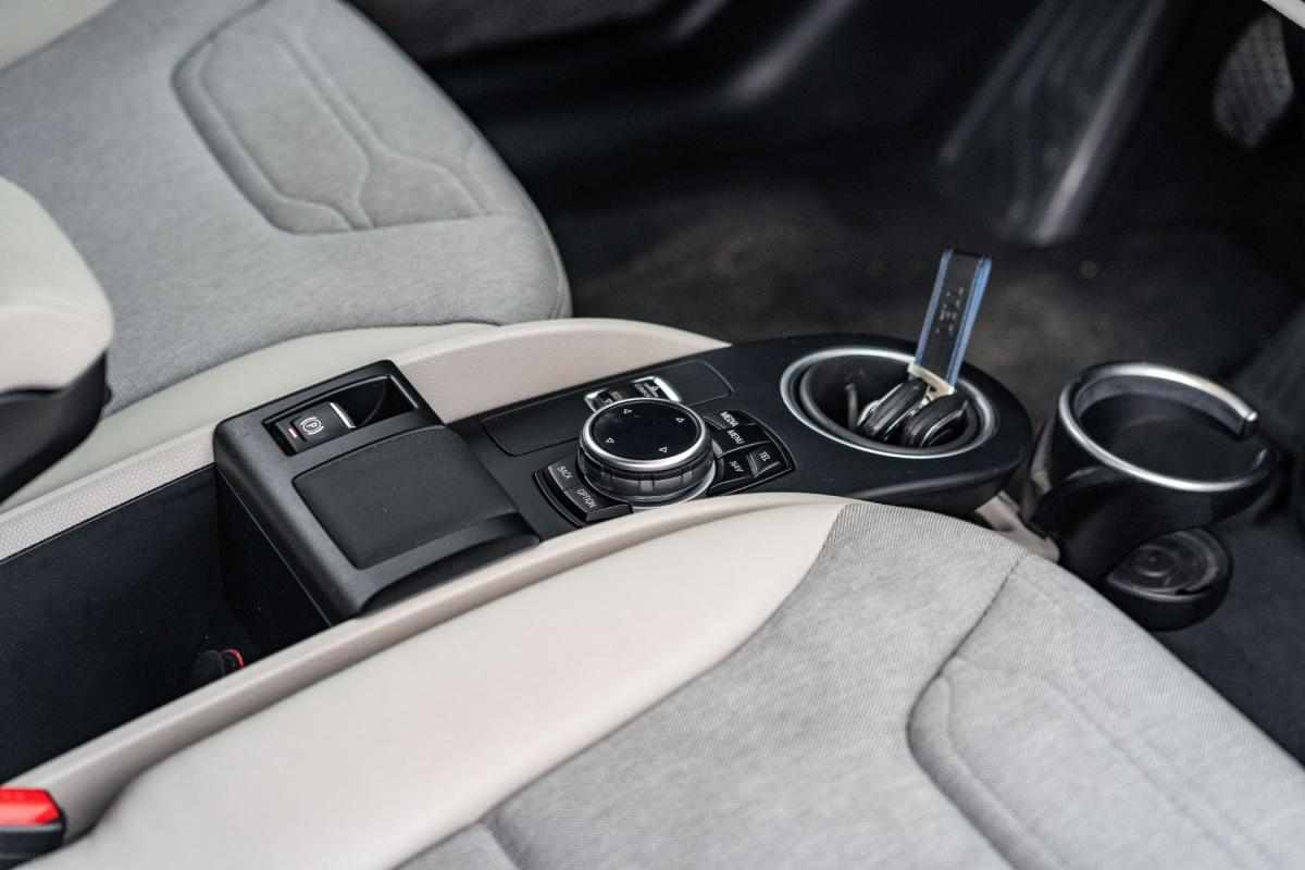 bmw-i3-2014-eletrico-500cc