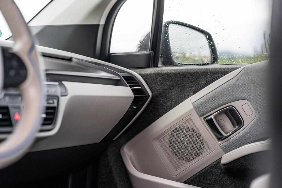 bmw-i3-2014-eletrico-500cc