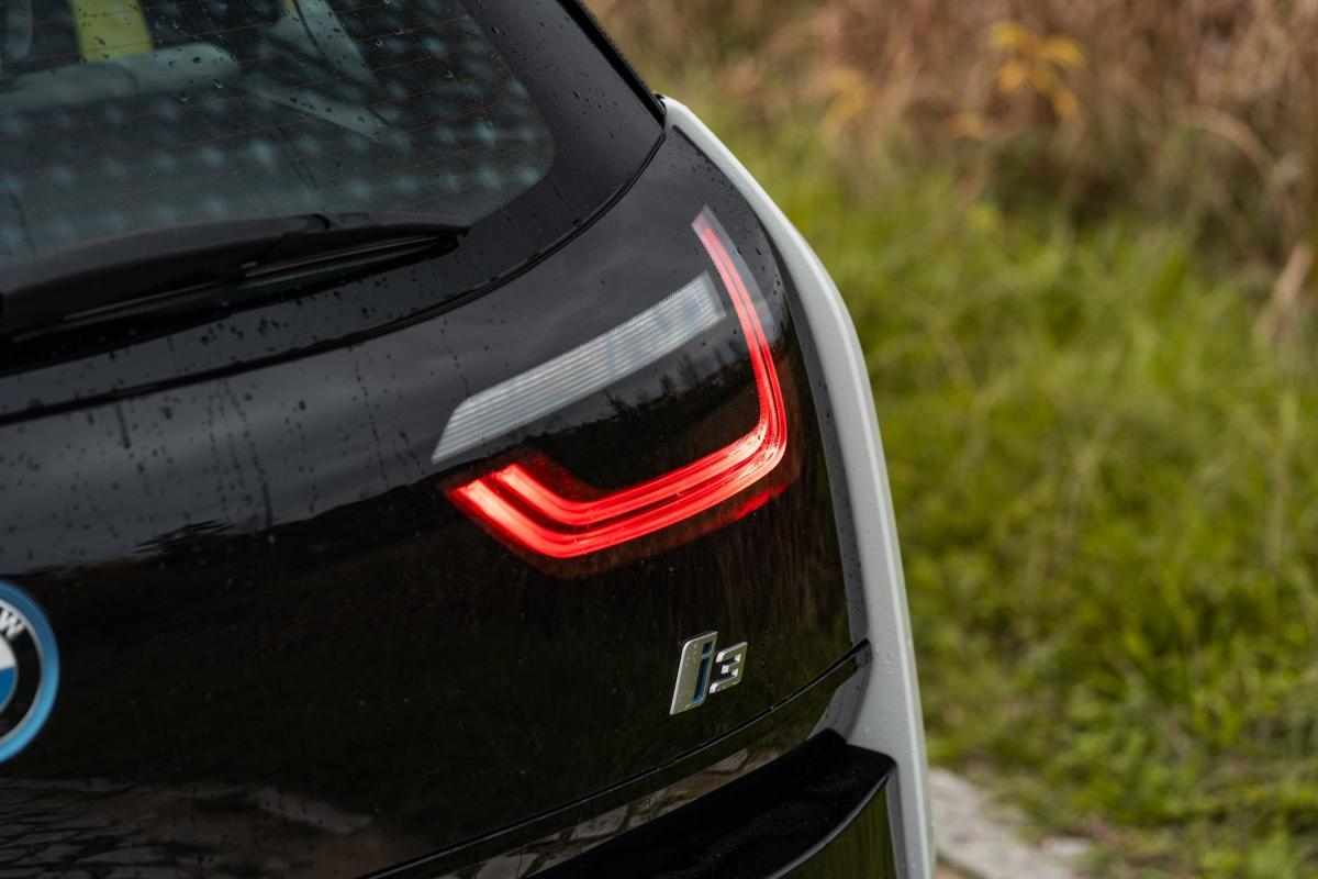 bmw-i3-2014-eletrico-500cc