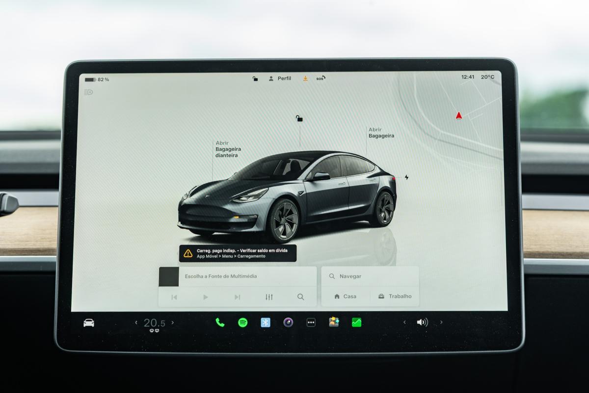 tesla-model-3-2022-eletrico-500cc