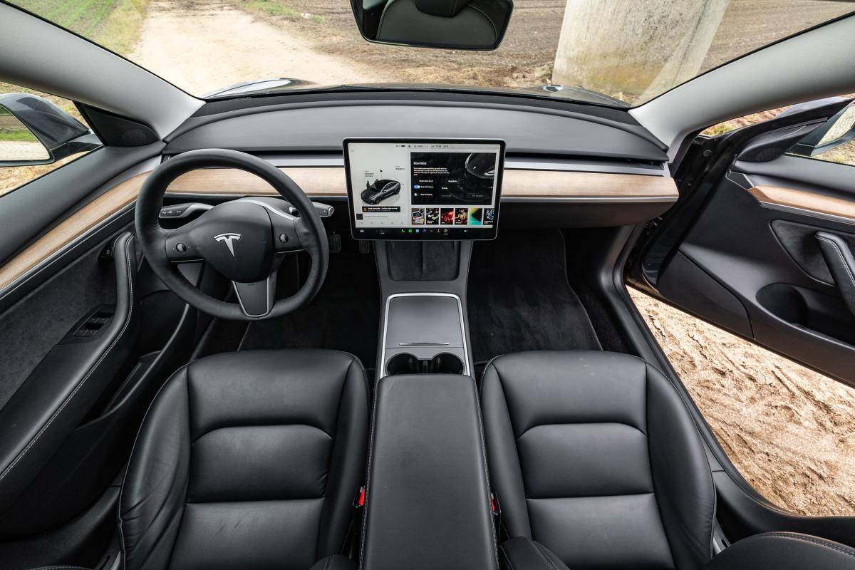 tesla-model-3-2022-eletrico-500cc