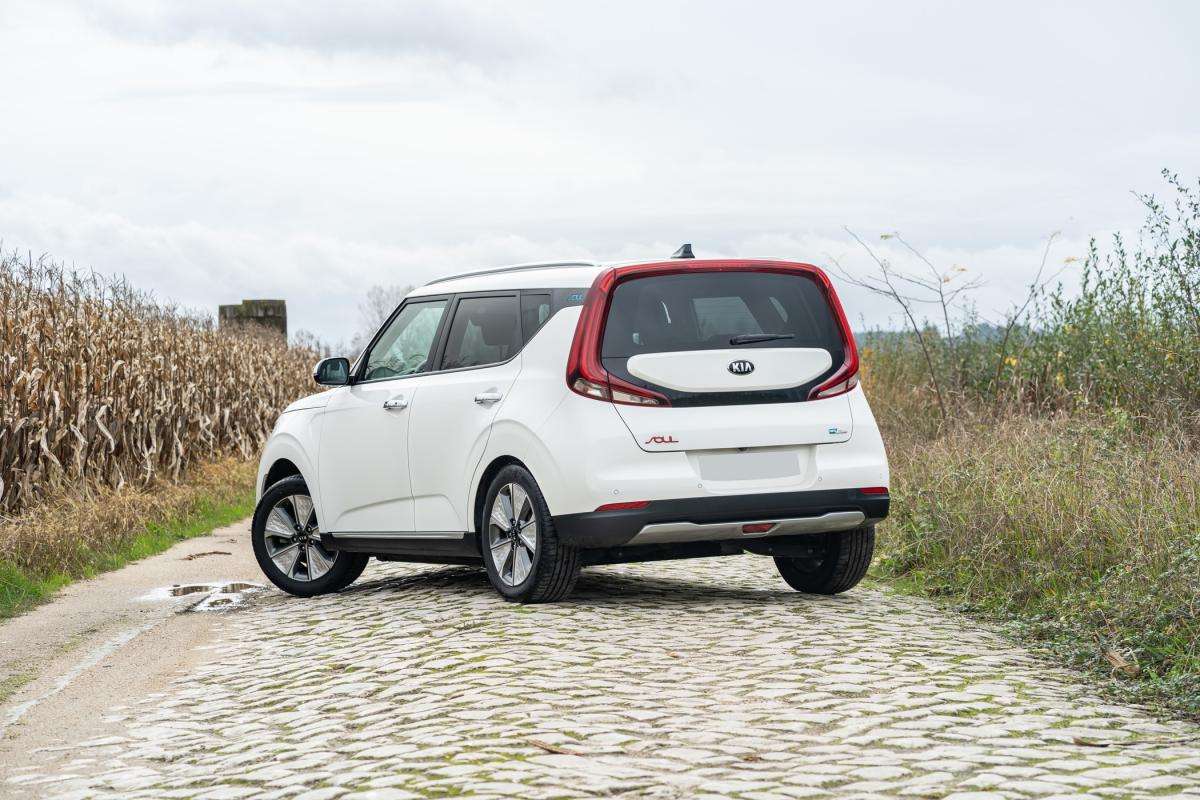 kia-soul-2021-eletrico-500cc
