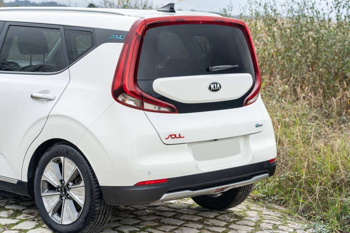 kia-soul-2021-eletrico-500cc
