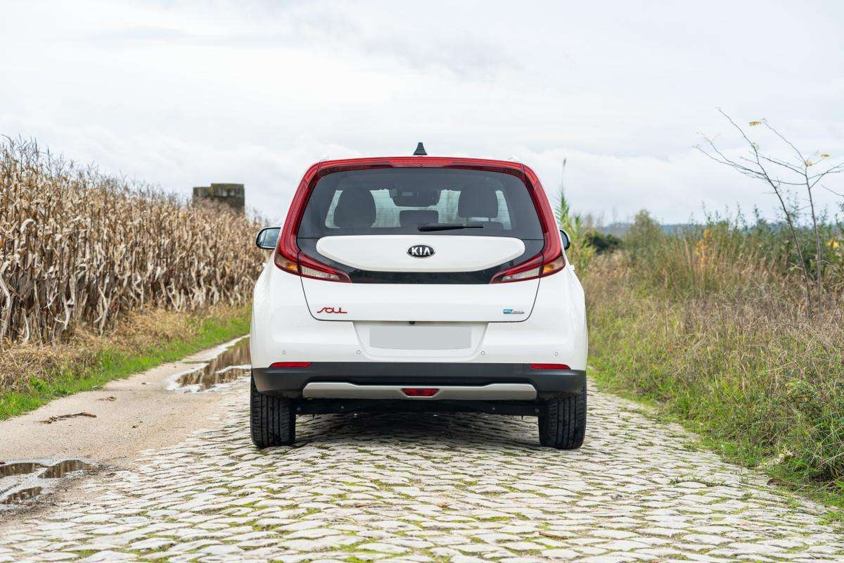 kia-soul-2021-eletrico-500cc