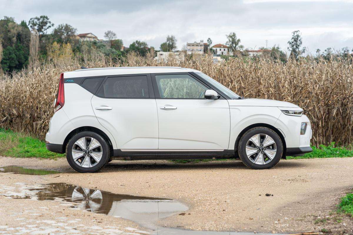 kia-soul-2021-eletrico-500cc