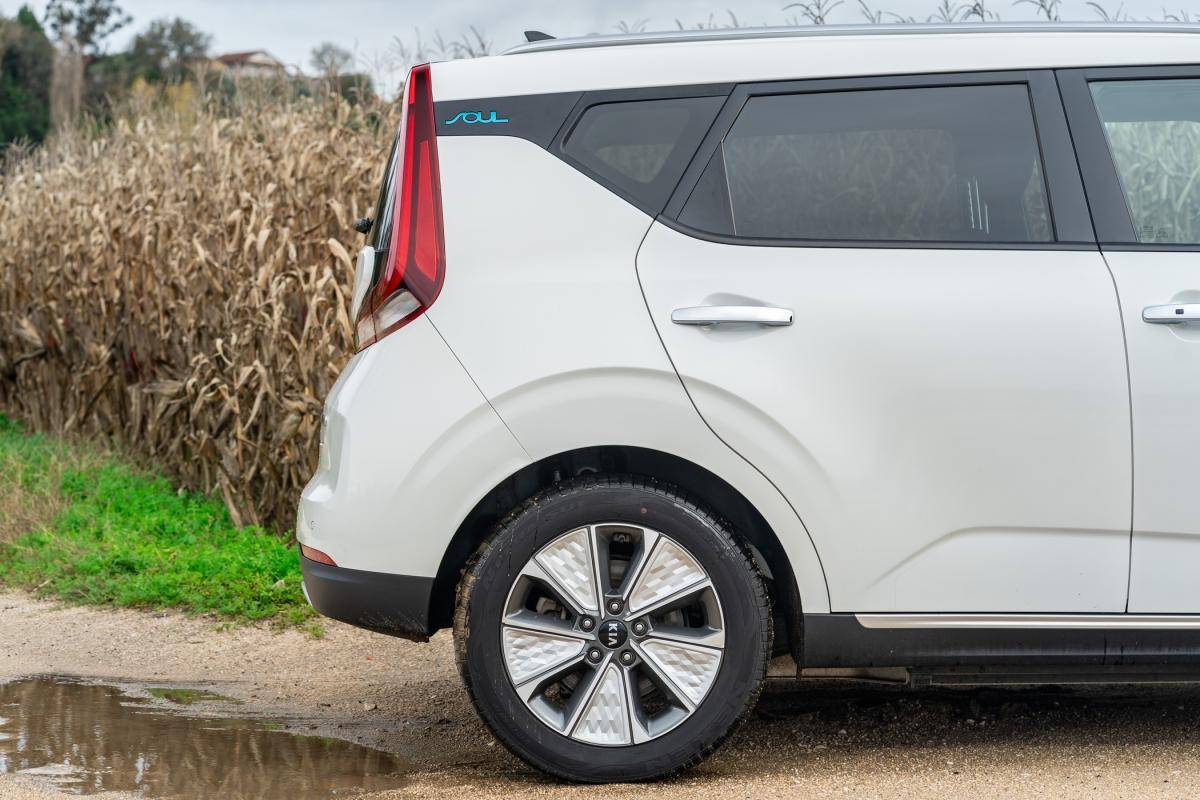 kia-soul-2021-eletrico-500cc