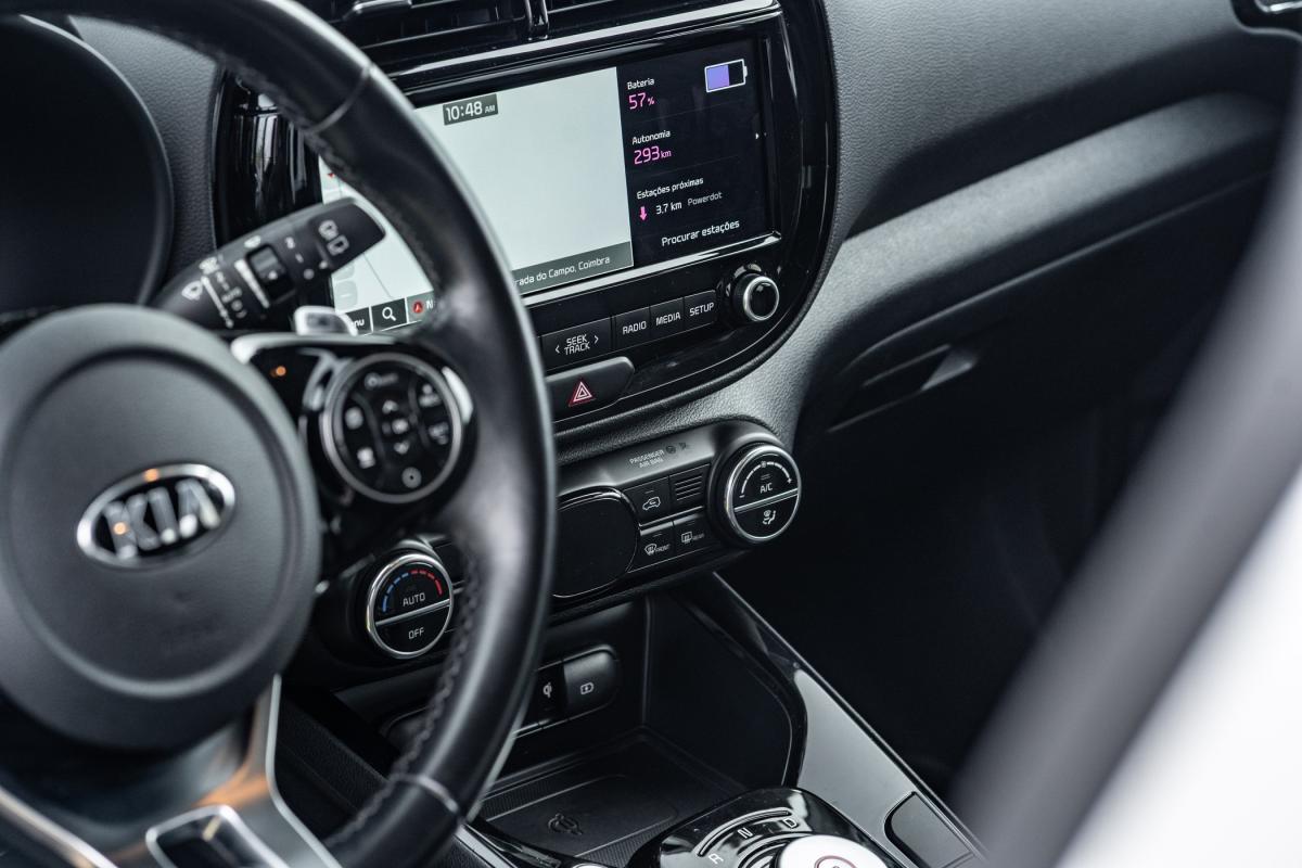 kia-soul-2021-eletrico-500cc