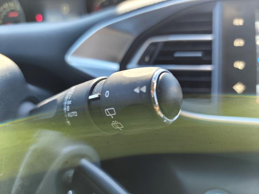 peugeot-308-sw-2014-diesel-1560cc