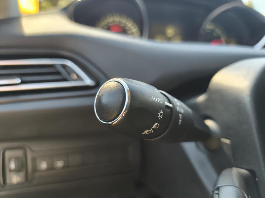 peugeot-308-sw-2014-diesel-1560cc