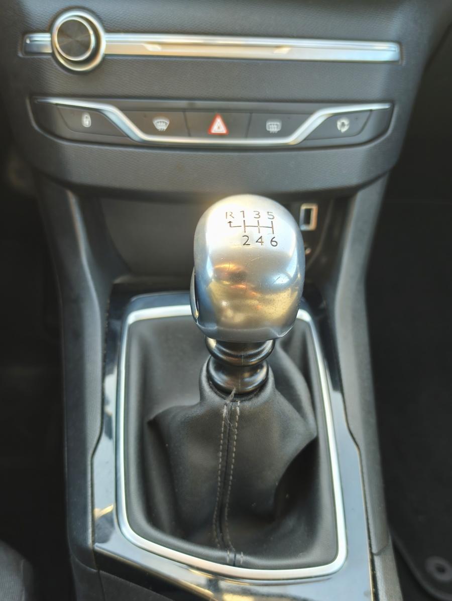 peugeot-308-sw-2014-diesel-1560cc
