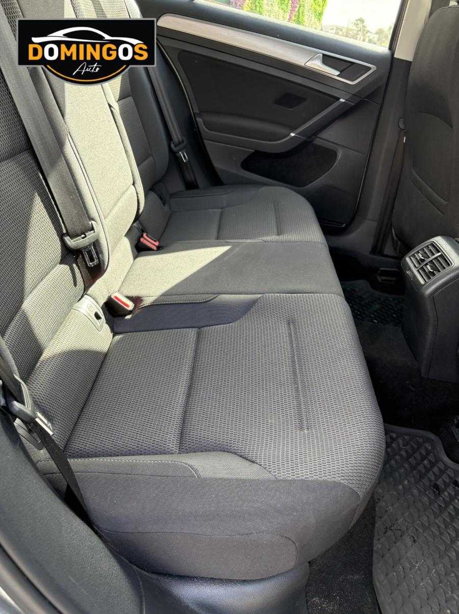 volkswagen-golf-variant-2015-diesel-1598cc