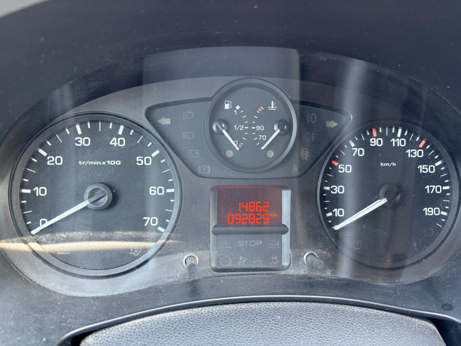 peugeot-partner-2018-diesel-1600cc