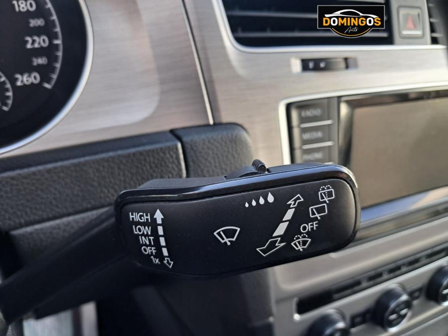 volkswagen-golf-variant-2015-diesel-1598cc