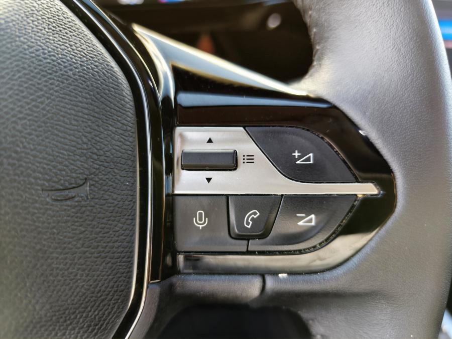 peugeot-308-2023-gasolina-1199cc