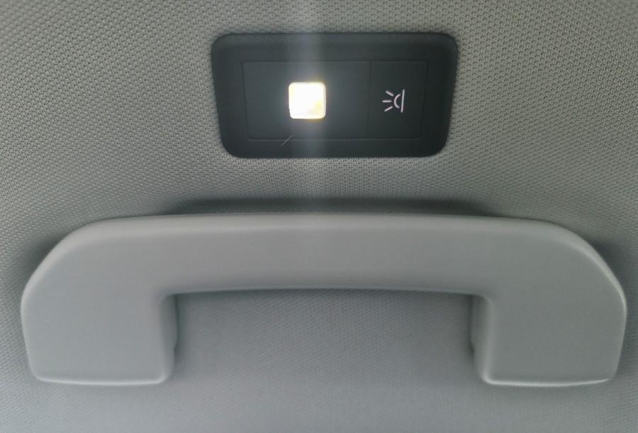 peugeot-308-2023-gasolina-1199cc