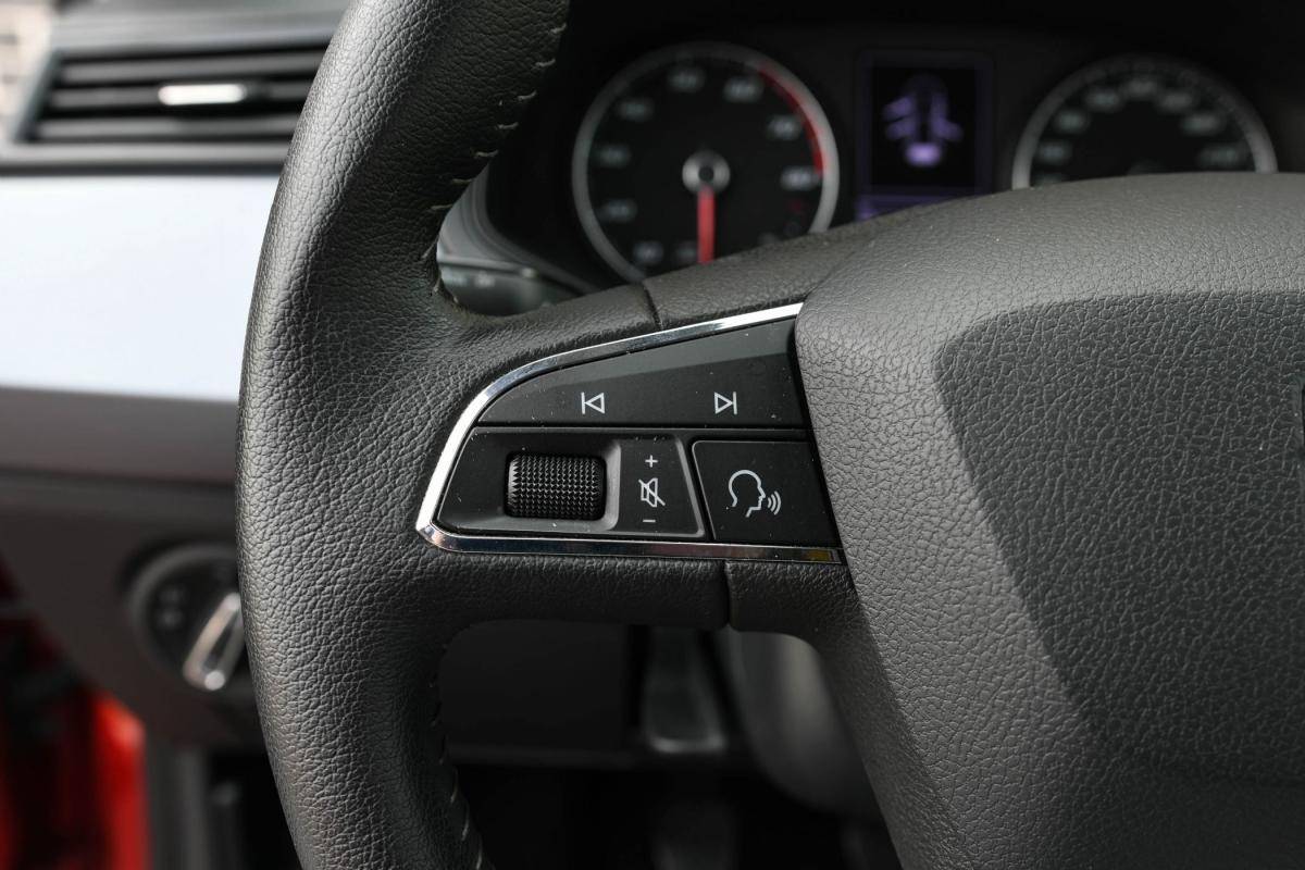 seat-arona-2020-gasolina-999cc