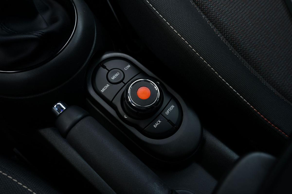 mini-cooper-2020-gasolina-1499cc