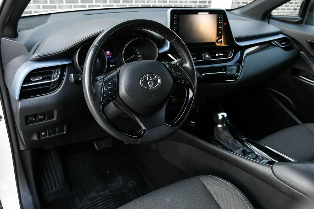 toyota-c-hr-2021-hibrido-a-gasolina-1798cc