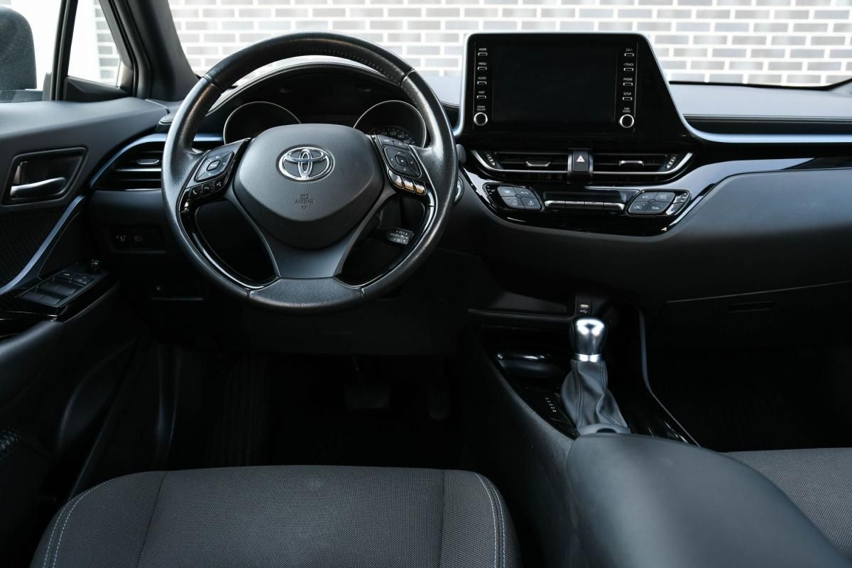 toyota-c-hr-2021-hibrido-a-gasolina-1798cc