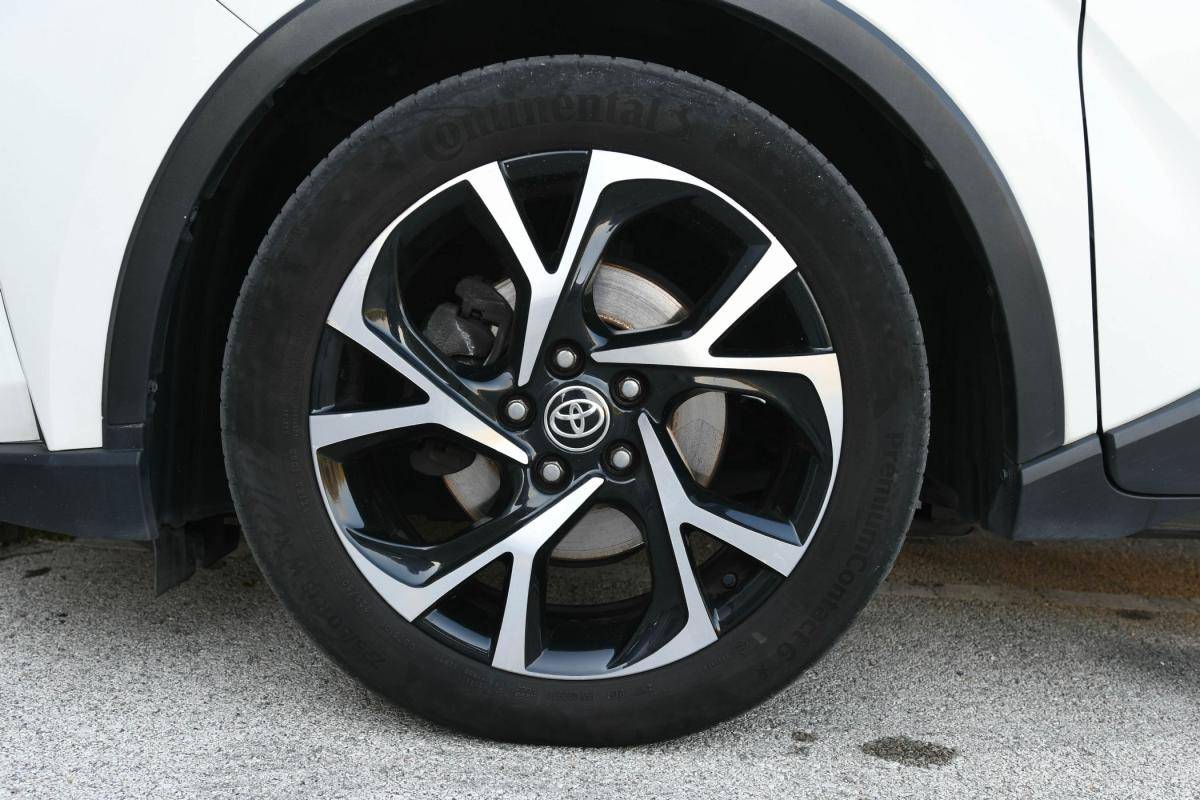 toyota-c-hr-2021-hibrido-a-gasolina-1798cc