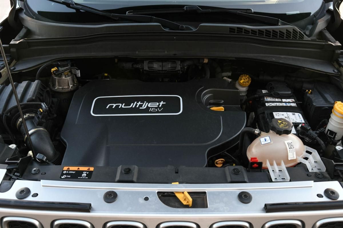 jeep-renegade-2015-diesel-1598cc
