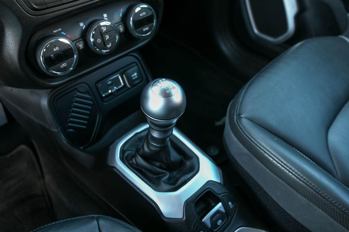 jeep-renegade-2015-diesel-1598cc