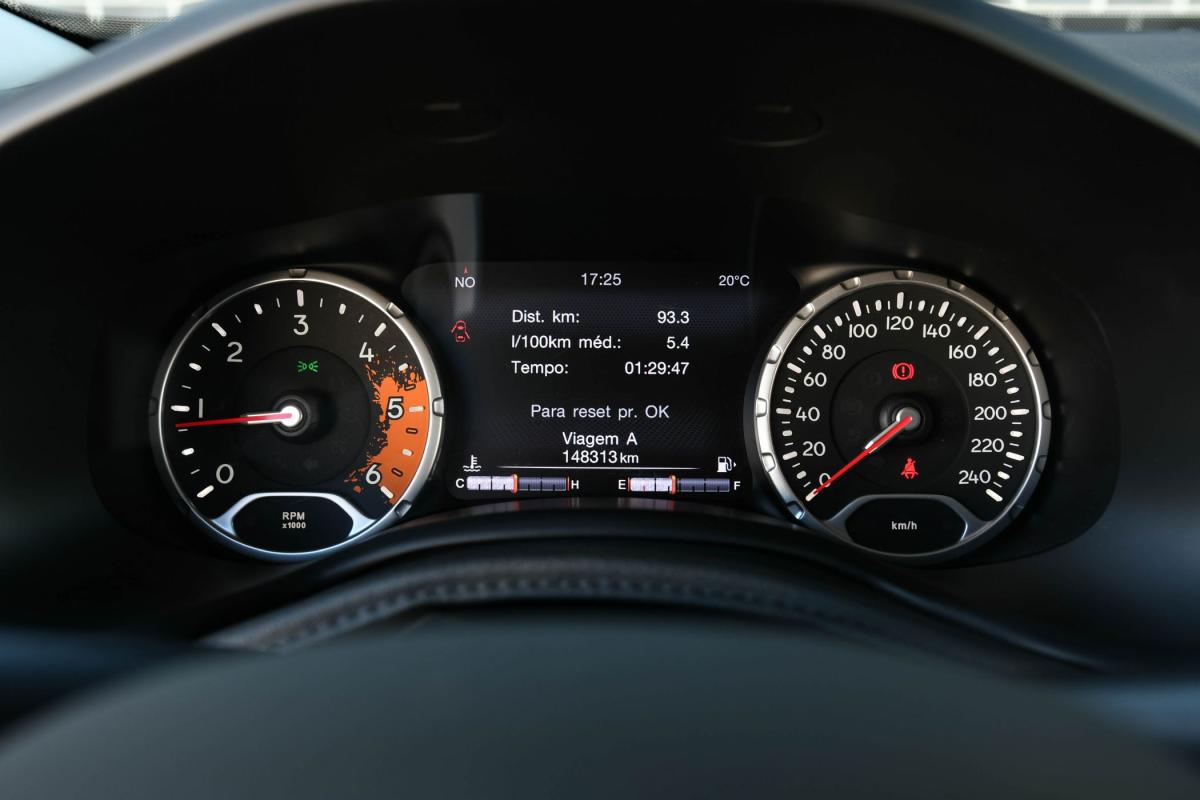 jeep-renegade-2015-diesel-1598cc